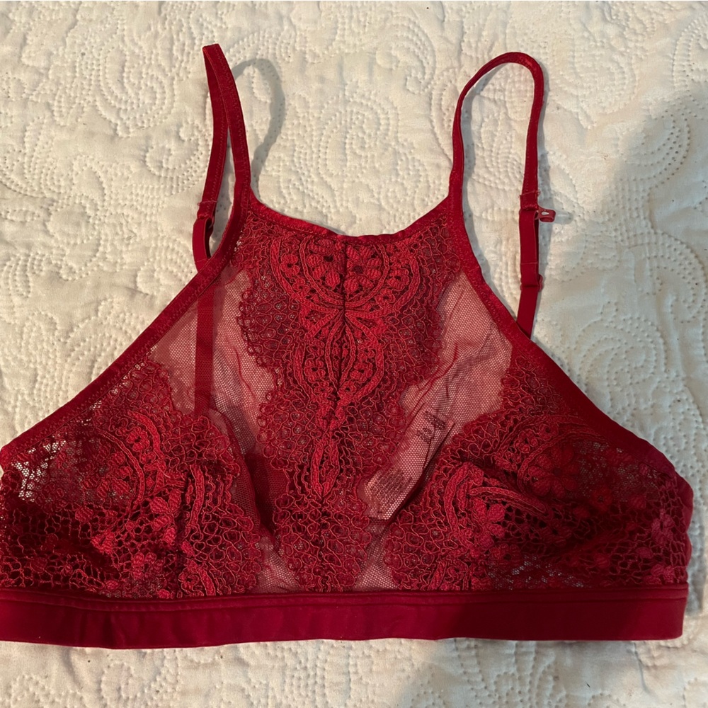 Vs